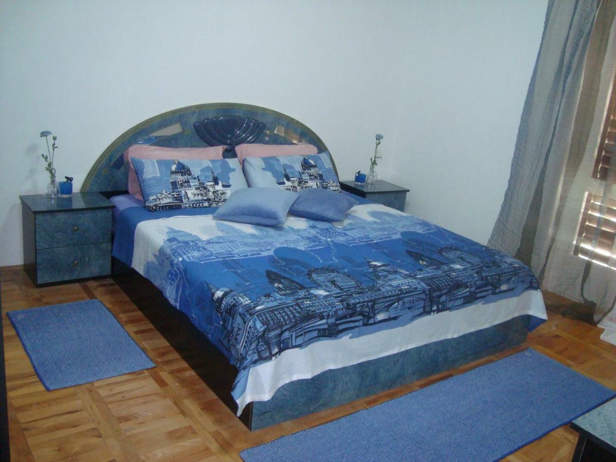 Apartment Ilina Vodice Esterno foto