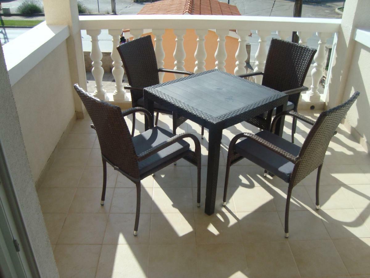 Apartment Ilina Vodice Esterno foto